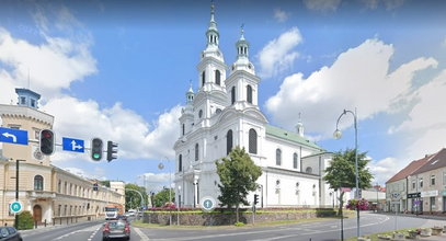 Takiego wyroku jeszcze nie było! Parafia w Radomsku zapłaci odszkodowanie za molestowanie, ale winny nie jest ksiądz