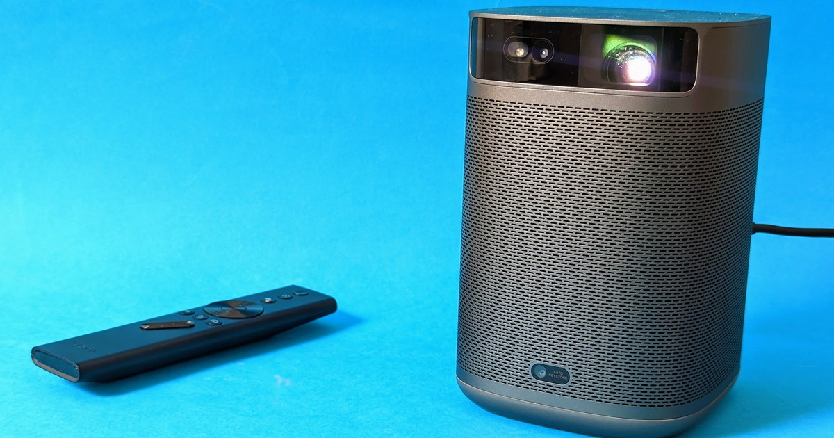 Quiet projector, brilliant picture, Android 11 Xgimi Mogo 2 Pro in the