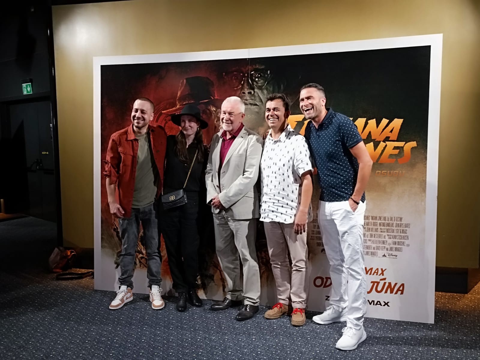 Premiéra filmu Indiana Jones a nástroj osudu.