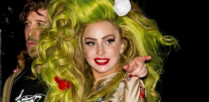 Szok! Lady Gaga ubrana od stóp do głów
