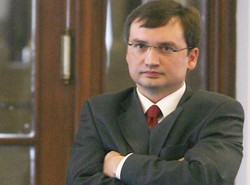 Ziobro: Tusk to typ "pustaka"