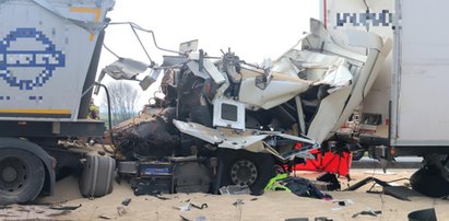 Czarny poniedziałek na autostradzie A4. Kolizja za kolizją, nie żyje jedna osoba