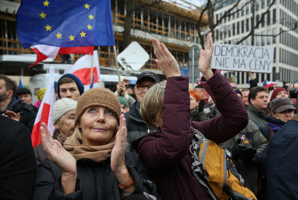 Manifestacja KOD Warszawa