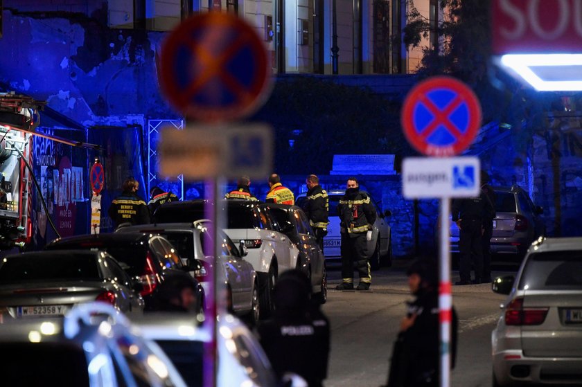 Gunfire exchanges in Vienna