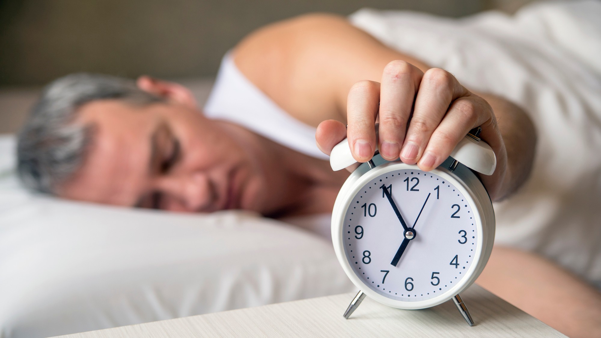 Zmena času: Lekári bijú na poplach. Prečo stále podstupujeme rituál, ktorý nám ničí zdravie?