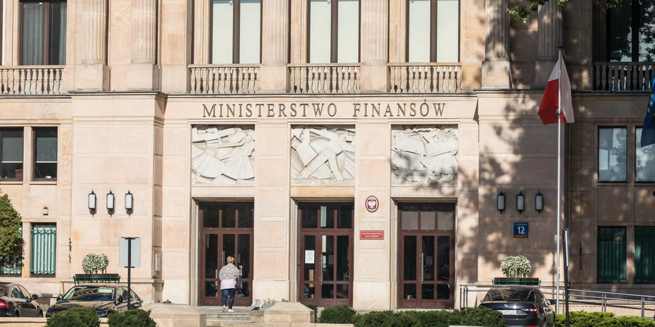 Ministerstwo Finansów przypomina o zmianach w przepisach od 1 maja 2021 r. 