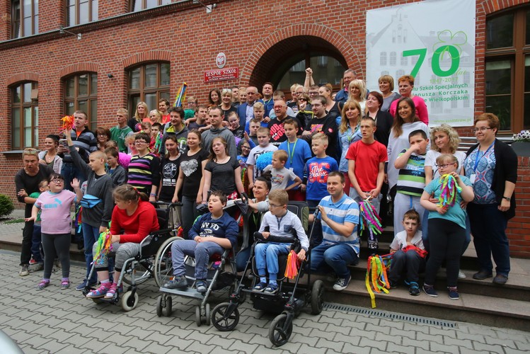 NOWOCZESNY INKUBATOR OD WIELKIEJ ORKIESTRY ŚWIĄTECZNEJ POMOCY