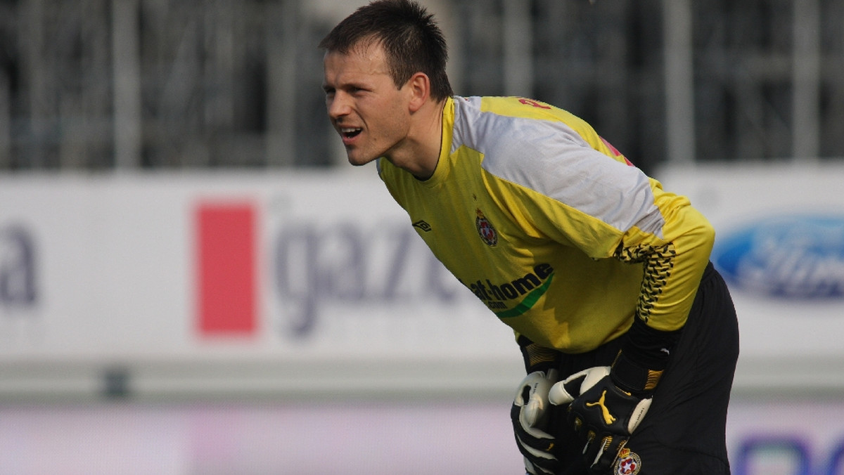 Mariusz Pawełek po rozstaniu z Konyasporem na brak ofert nie może narzekać. Chcą go jednak głównie kluby z Azerbejdżanu. Poważne zainteresowanie polskim bramkarzem wykazał wicemistrz tego kraju - FK Qabala.