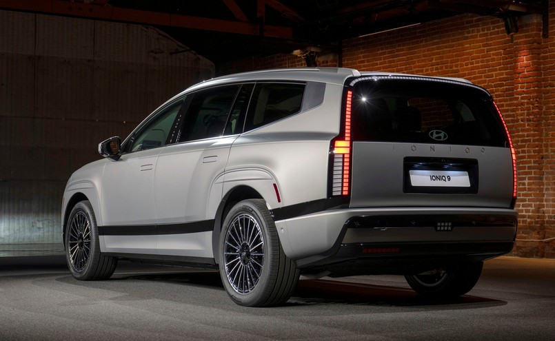 Hyundai IONIQ 9