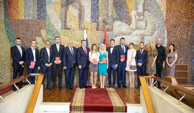 Moskva Ambasada RS - svi