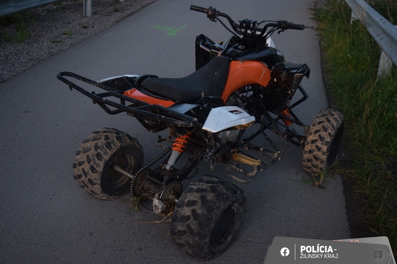 Polícia hľadá svedkov nehody v Lietavskej Lúčke.