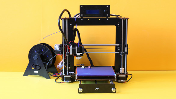 3D-Drucker für 99 Euro im Test: Prusa-Klon zum Selberbauen | TechStage