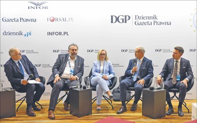 CRP DGP: Równa płaca za taką samą pracę. Jak zniwelować lukę