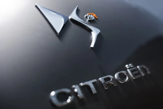 Genewa 2010: Citroën - limitowany DS3 Racing dla fanów sportowej jazdy (zdjęcia)