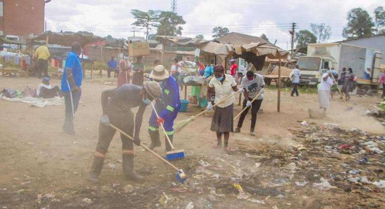 Kenyan embassy in Zimbabwe lauded for cleaning dumpsite