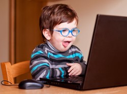 Alarm: dzieci nie umieją bezpiecznie korzystać z internetu!