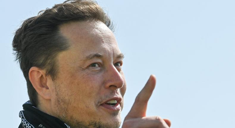 Elon Musk is sounding the alarm on the declining birth rate.
