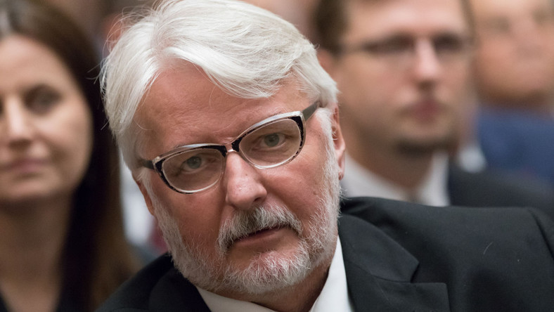 Waszczykowski: Juncker zostawia po sobie chaos, Timmermans nadal będzie stygmatyzował Polskę