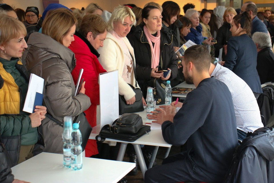 Tłumy na Targach Pracy dla Ukraińców w Kielcach