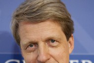 Deutsche Bank awards US economist Shiller