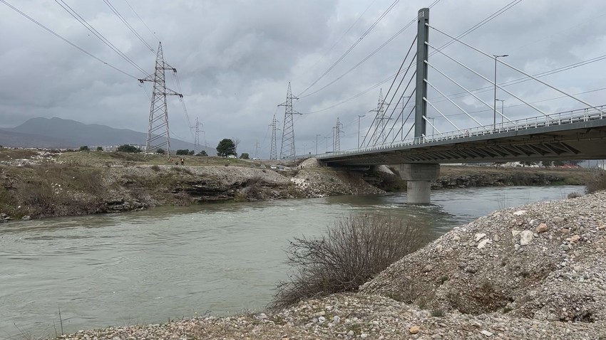 Potraga za vozilom koje je sletelo u Moraču