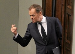 Wielkie poszukiwanie sukcesów rządu. To rozkaz Tuska