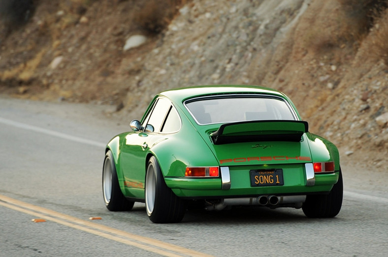 Singer 911