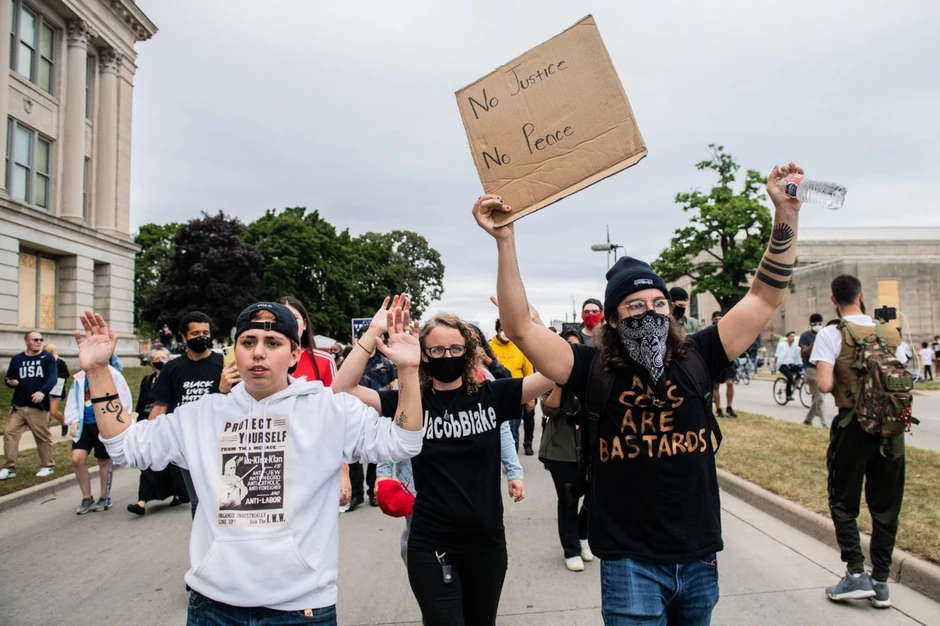 Protesti u Kenoši