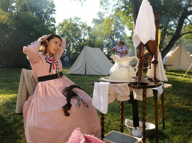 Uroda przede wszystkim. Przecież wiadomo, że za mundurem panny sznurem