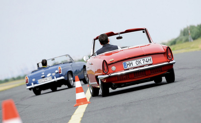 NSU Wankel-Spider kontra MG Midget - odwaga czy zabawa