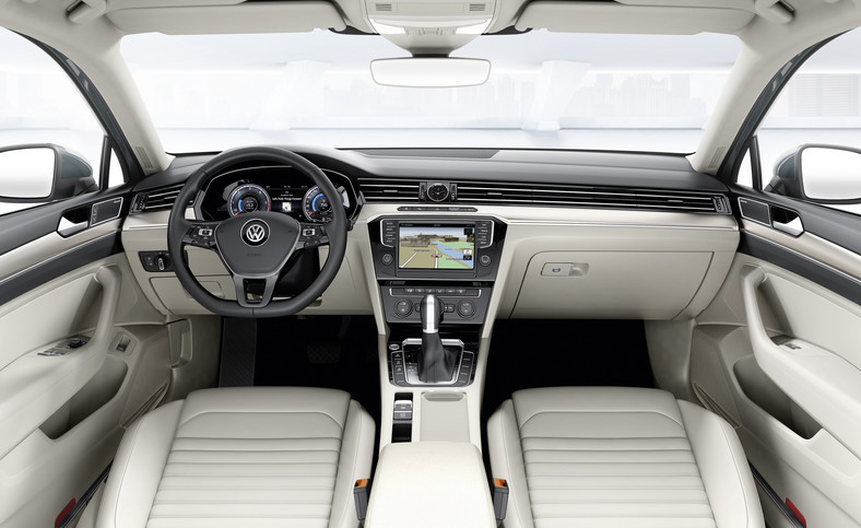 Duży wybór stacji multimedialnych w nowym VW Passat