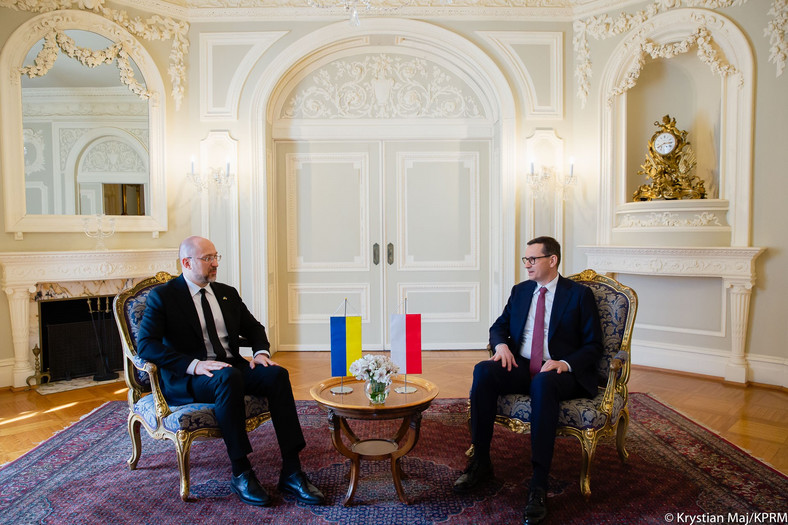 Premier Ukrainy Denys Szmyhal i premier Mateusz Morawiecki podczas spotkania w USA