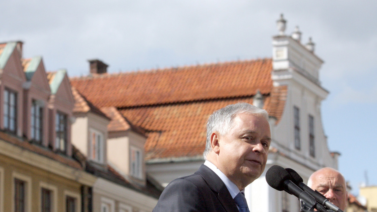 "Newsweek": Z prób porozumiewania się z premierem mam złe wspomnienia -  mówi w wywiadzie prezydent Lech Kaczyński.