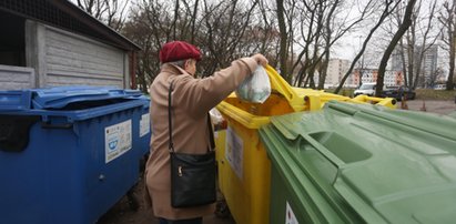 Pójdziemy z torbami! Będą gigantyczne podwyżki opłat za wywóz śmieci!