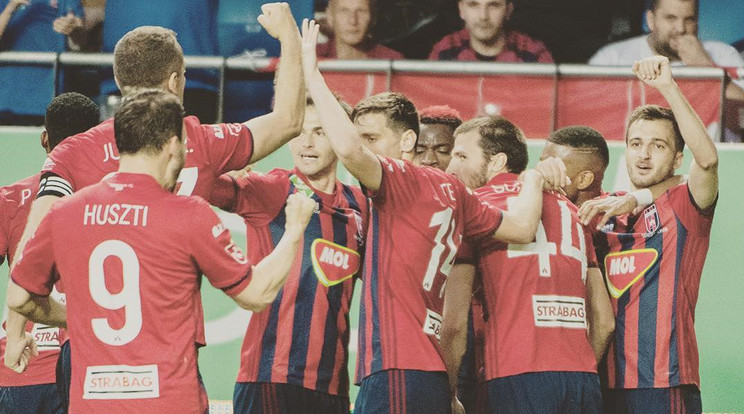 A Videoton 1-0-ra verte Felcsúton a Debrecen együttesét. A fehérváriak a Fradi botlása
miatt a tabellán is élre álltak