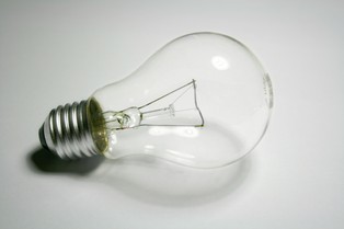 Świetlówki kompaktowe nie zawsze są oszczędne