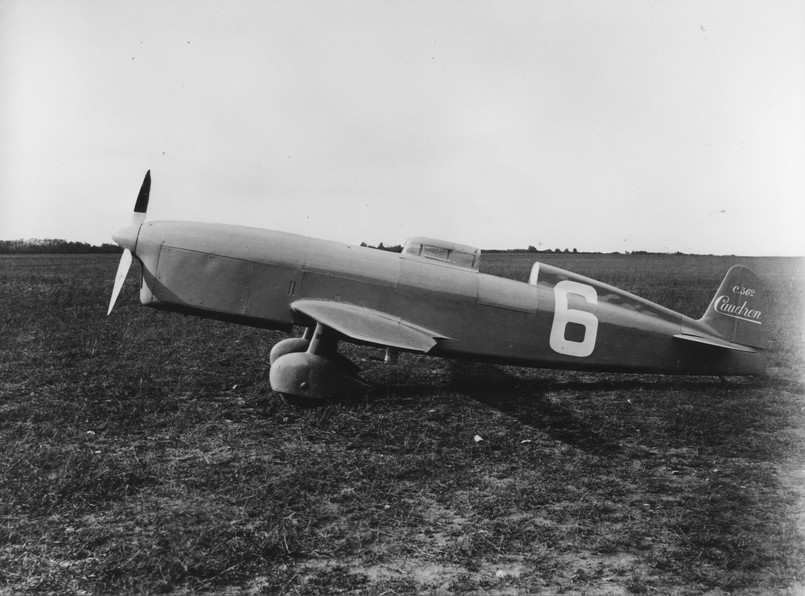 Jednomiejscowy samolot sportowy C.460 Rafale