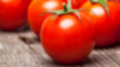 "Kielce NaszeMiasto": bitwa na pomidory na kieleckim rynku