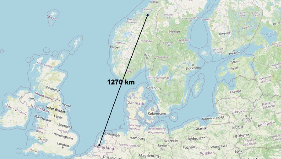 Odległość między Trondheim a Amsterdamem