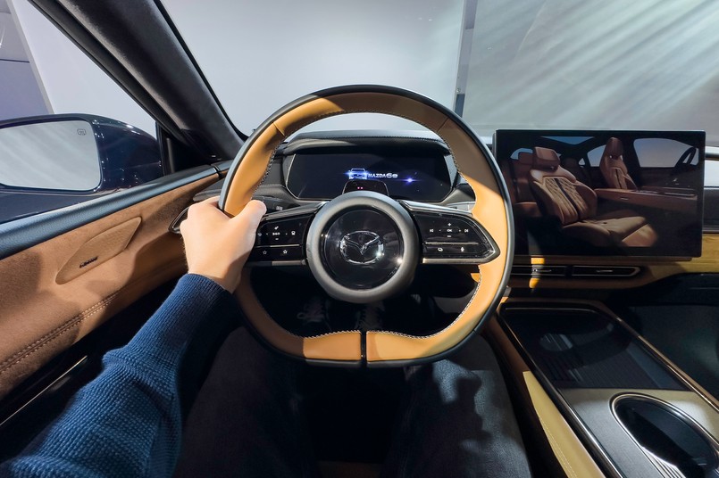 Nowa Mazda 6e