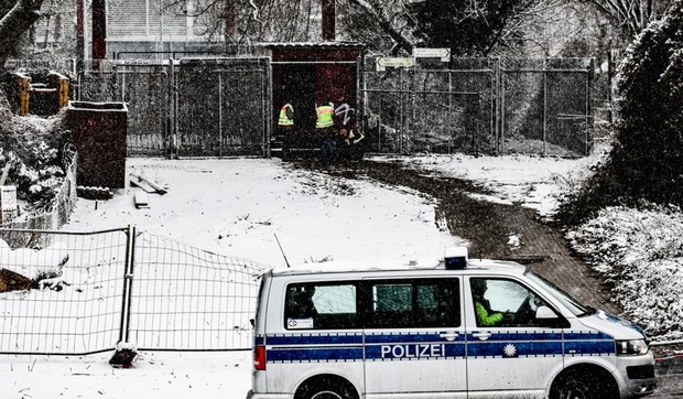 Policija na mestu požara u Berlinu kod trafostanice 3. januara