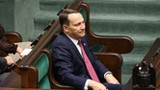 Sikorski zrobił ankietę ws. premiera z PiS . Wynik bardzo go zaskoczył