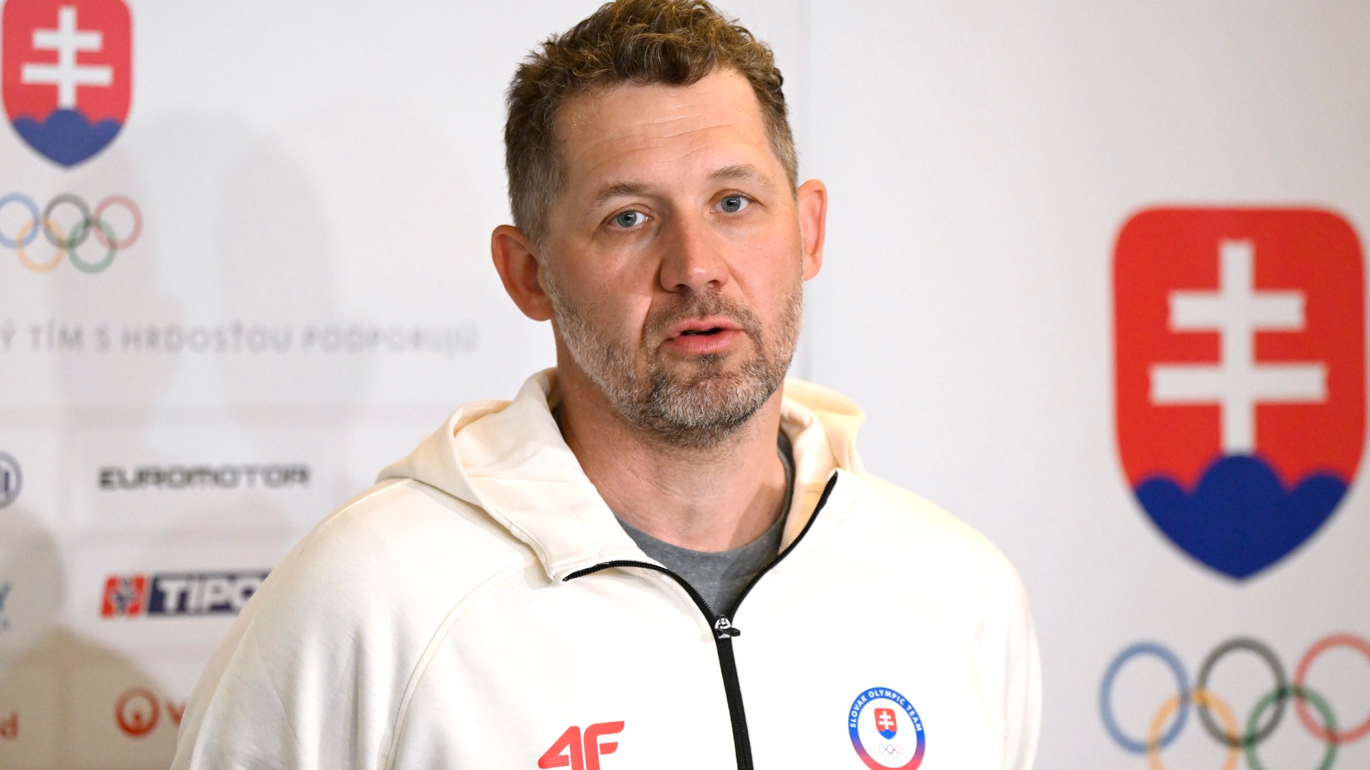 Tréner brankárov Ján Lašák. 