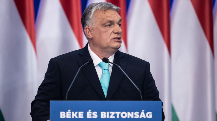 Orbán Viktor megkezdte a kormányülést / Fotó: Zsolnai Péter