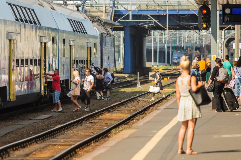 Mniej tanich pociągów w Wielkopolsce po likwidacji połączeń InterRegio