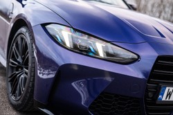 Nowe BMW zachowało charakter. Ma 6 cylindrów, a napęd czyni cuda