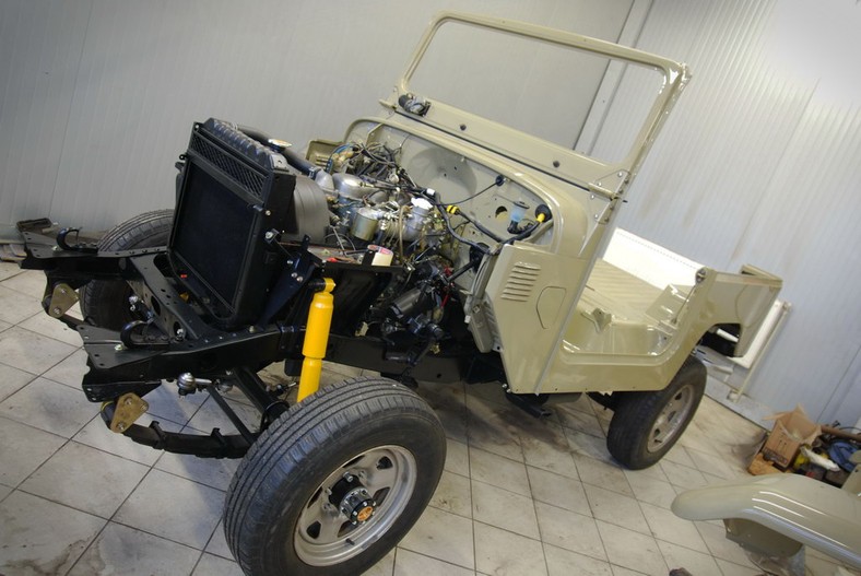 Land Cruiser BJ42 - renowacja