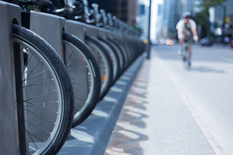ZDM zaznacza, że 90 proc. wypożyczeń rowerów odbywa się bezdotykowo, przez aplikację mobilną