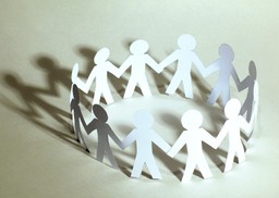 Nepotyzm: Polska plaga gorsza niż bezrobocie i korupcja. Powszechnie akceptowana