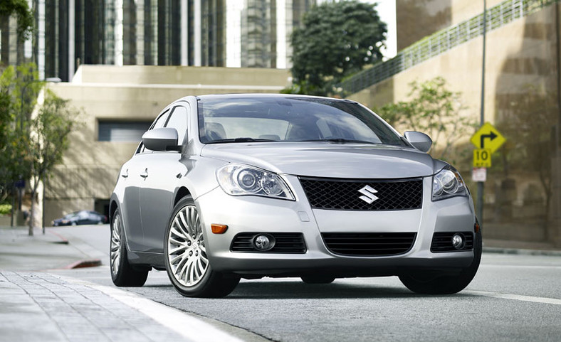 Tokio 2009:  Suzuki Kizashi będzie sprzedawane najpierw w Japonii